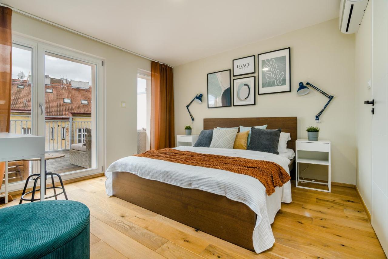 Days - Premium Loft W Terrace - View - Netflix - Ac Lejlighed Prag